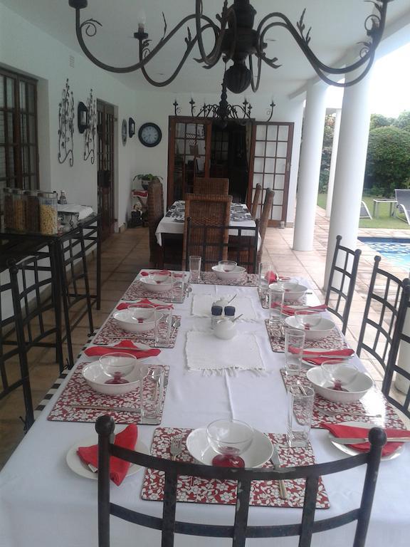 Joan'S Bed And Breakfast Дърбан Екстериор снимка